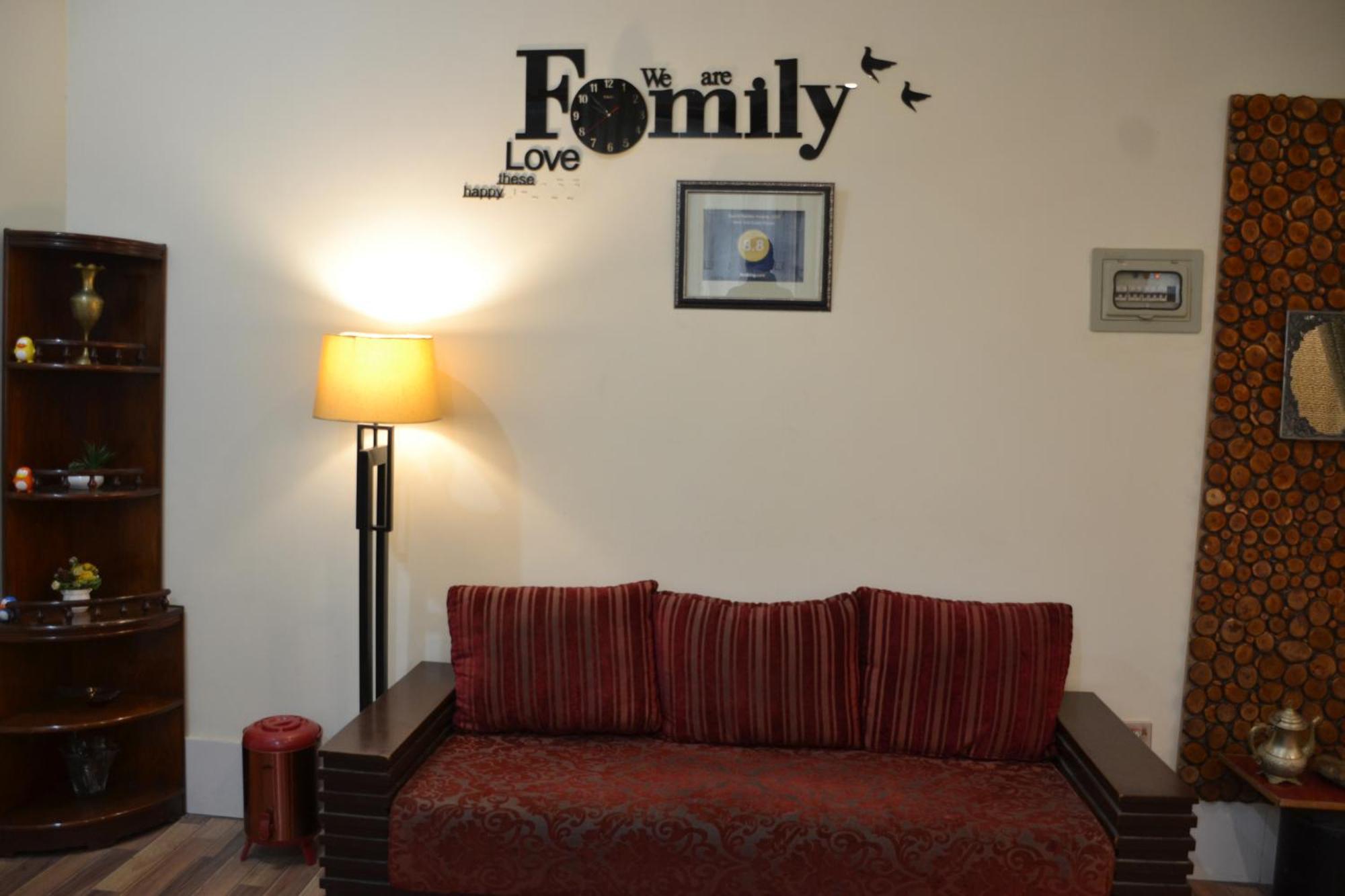 West End Lodges Neelum Экстерьер фото